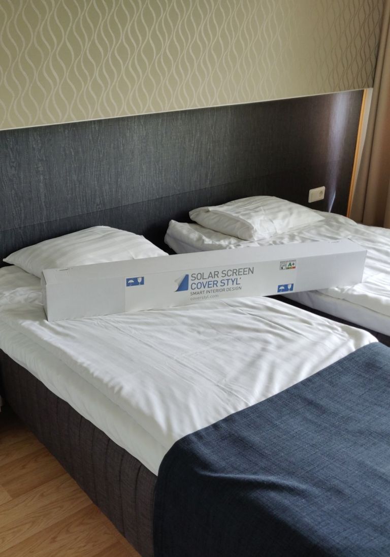 Solar Screen Cover Styl' vinyylikalvo - nopea ratkaisu vanhoille huonekaluille uuden ilmeen antamiseen